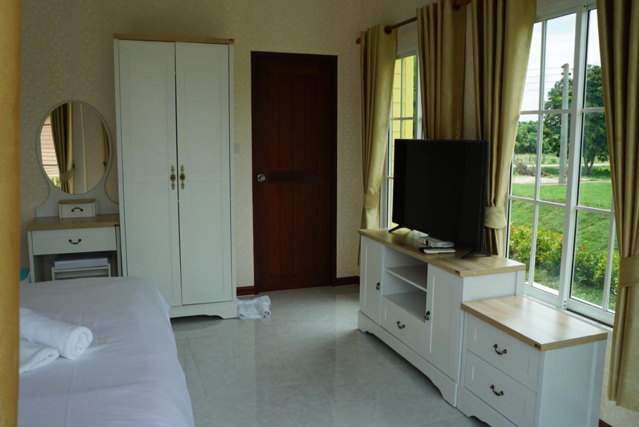 Evie Mae Resort Ban Cha-om Zewnętrze zdjęcie