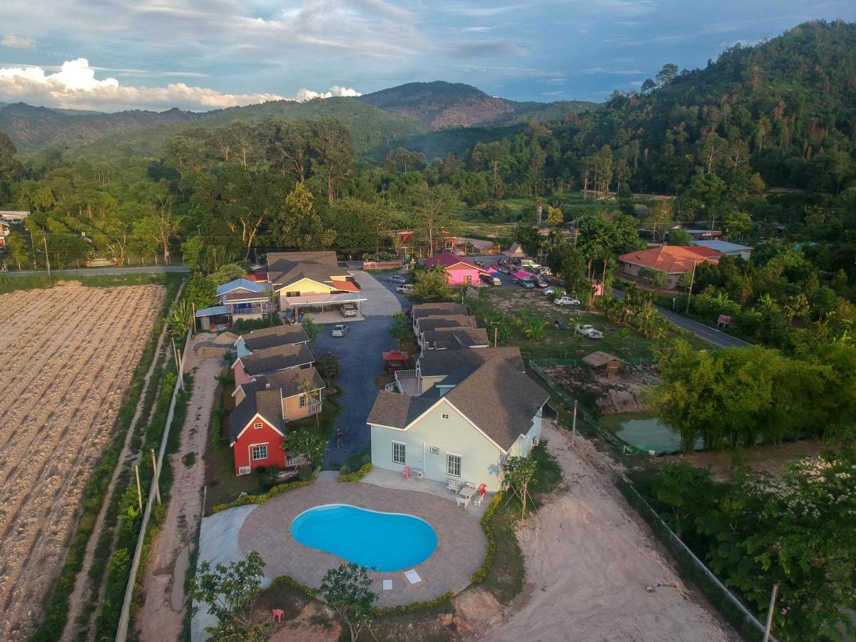Evie Mae Resort Ban Cha-om Zewnętrze zdjęcie